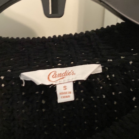 Candie’s Sweater - Picture 4 of 5